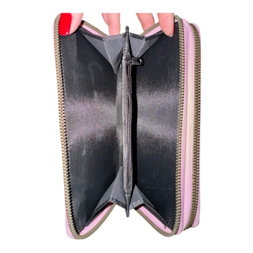 BUNDLE OF 2 FASHION WALLETS NWOT - Picture 5 of 7